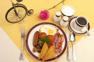New Forest breakfast at the Penny Farthing Hotel, Lyndhurst